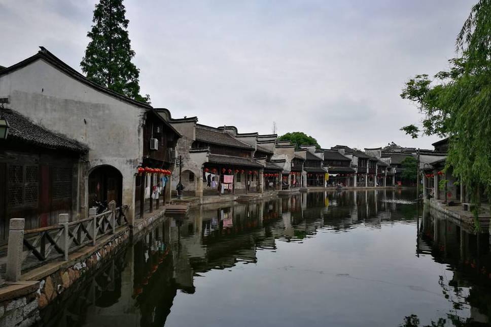 艾森豪威尔制造假象,迷惑隆美尔,盟军会在加莱登陆,非诺曼底?
